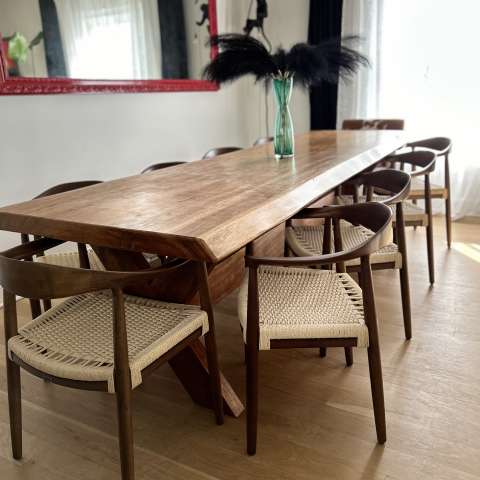 Image by Laura Image by Laura