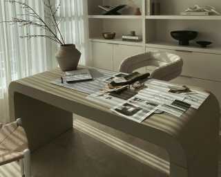 Cascadia Desk Scene Cascadia Desk Scene