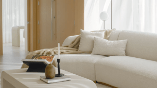 Reya Curved Sectional