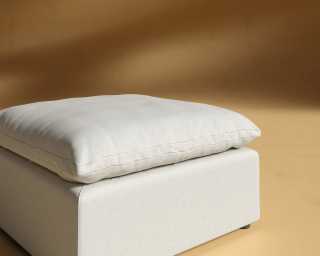 Nuvo_Ottoman_Modern_Felt - Alesund Nuvo_Ottoman_Modern_Felt - Alesund