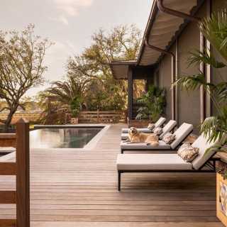 Image by @cortneybishopdesign Image by @cortneybishopdesign