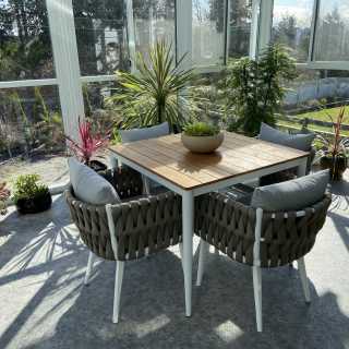 Image by Jennifer Image by Jennifer