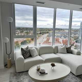 Image by Yeganeh Azizi Image by Yeganeh Azizi